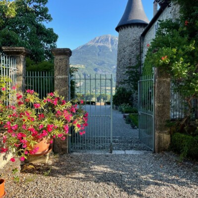 Château de Picomtal with flowers growing outside