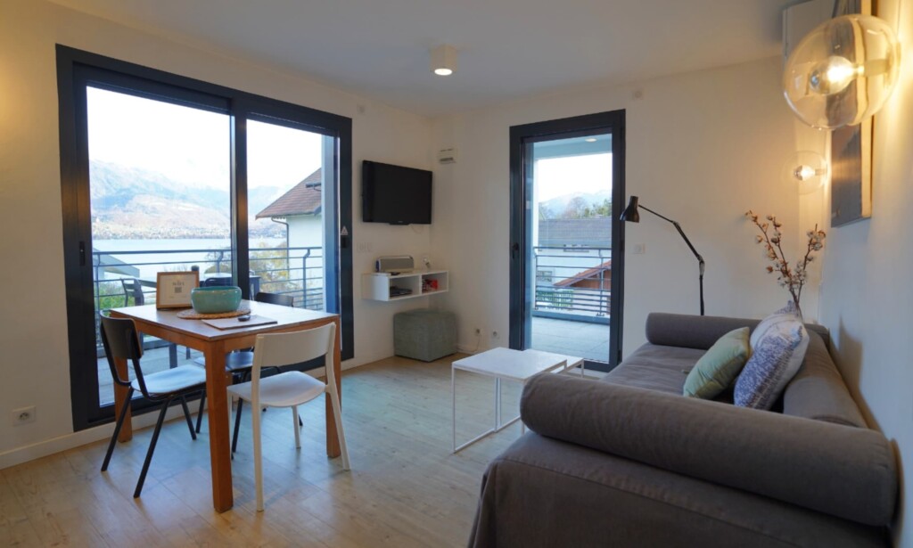 Cote Ouest living area