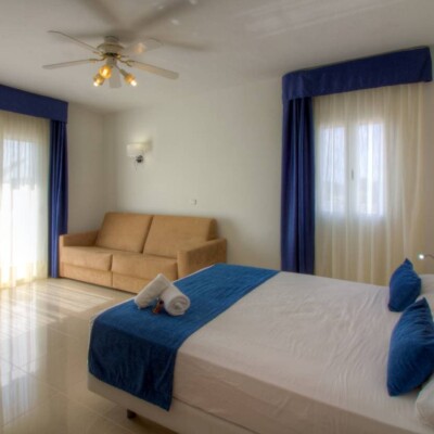 Hotel Roca Bella